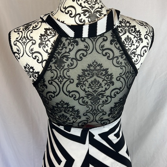 Akira black and white full length dress - Picture 3 of 7